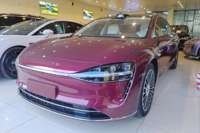 Ojetý Hima Stelato S9 2025 Extended-Range Ultra