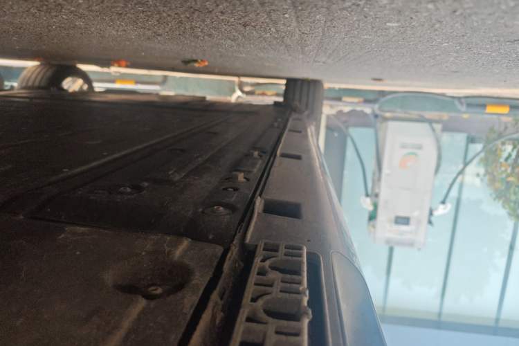 Used Hima Stelato S9 2025 Extended-Range Max+ Chassis Front Right