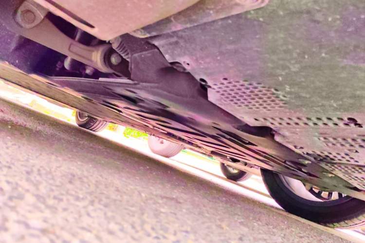 Used Hima Stelato S9 2025 Extended-Range Ultra Chassis Front Right