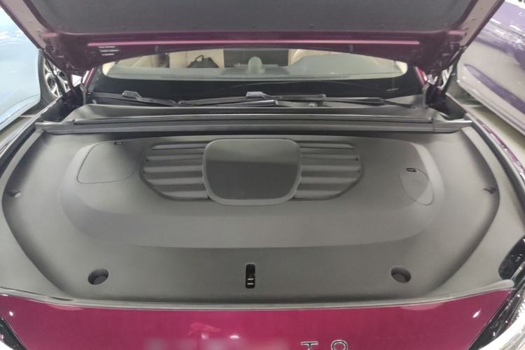 Used Hima Stelato S9 2025 Extended-Range Ultra Engine Bay