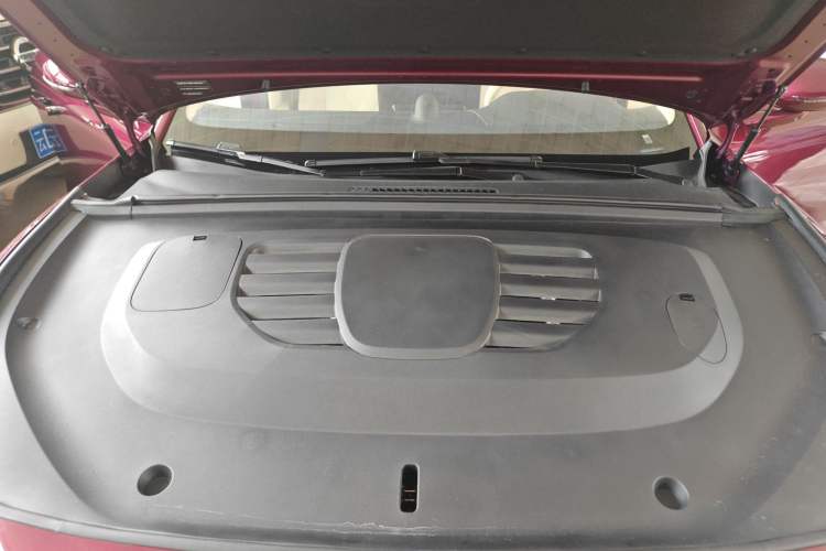 Used Hima Stelato S9 2025 Extended-Range Max Engine Bay