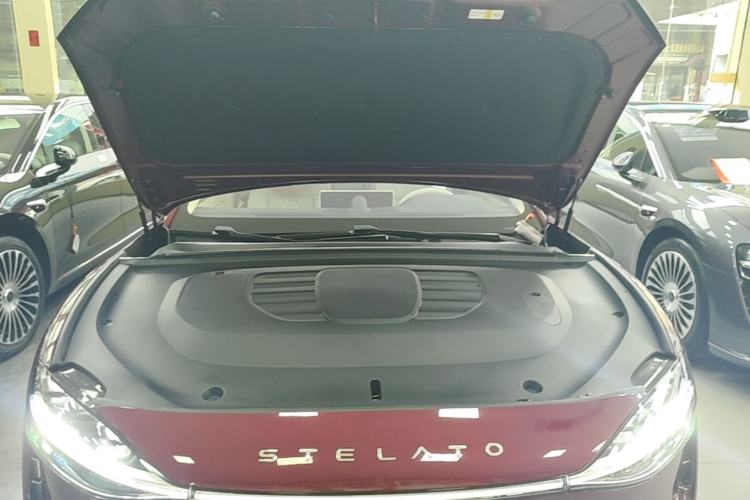Used Hima Stelato S9 2025 Extended-Range Ultra Engine Bay