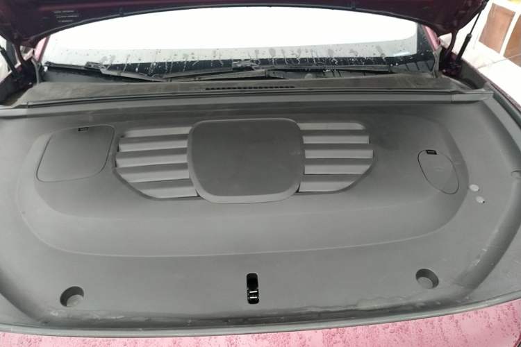 Used Hima Stelato S9 2025 Extended-Range Ultra Engine Bay