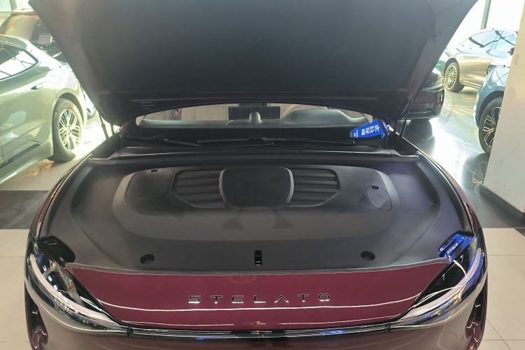 Used Hima Stelato S9 2025 Extended-Range Ultra Engine Bay