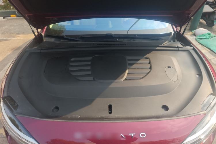Used Hima Stelato S9 2025 Extended-Range Max+ Engine Bay
