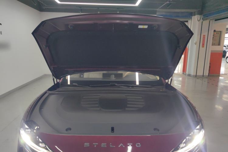 Used Hima Stelato S9 2025 Extended-Range Ultra Engine Bay