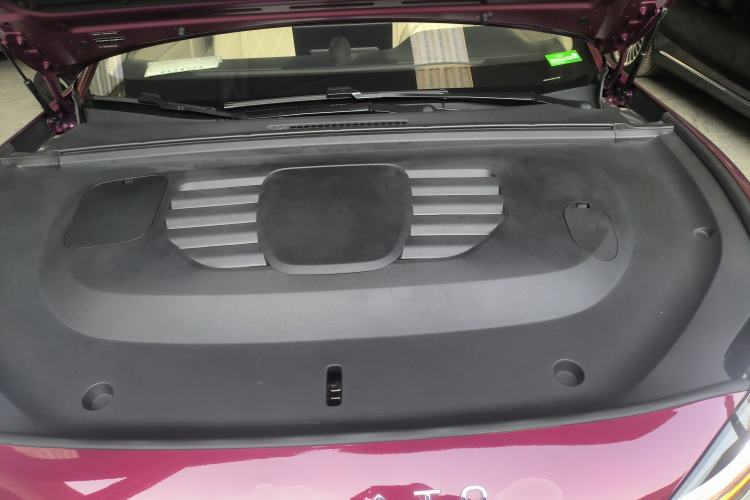 Used Hima Stelato S9 2025 Extended-Range Ultra Engine Bay