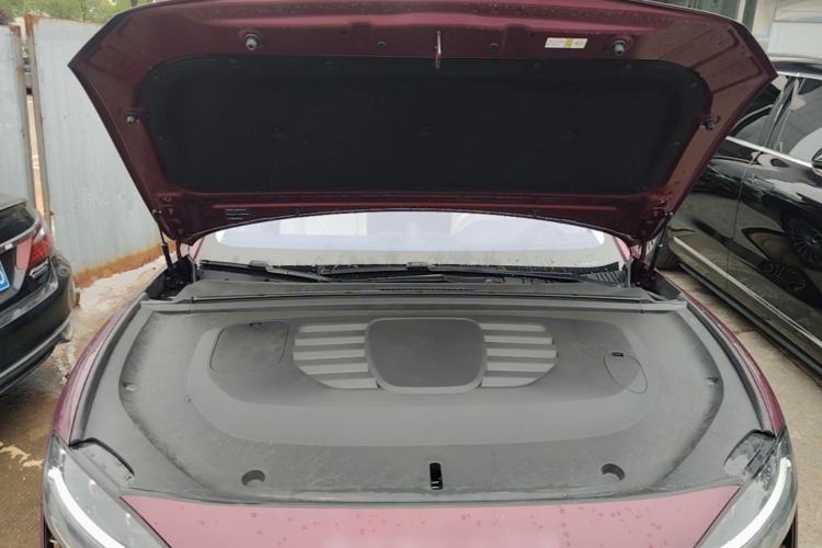 Used Hima Stelato S9 2025 Extended-Range Ultra Engine Bay