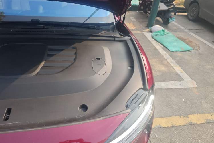 Used Hima Stelato S9 2025 Extended-Range Max+ Engine Bay Left