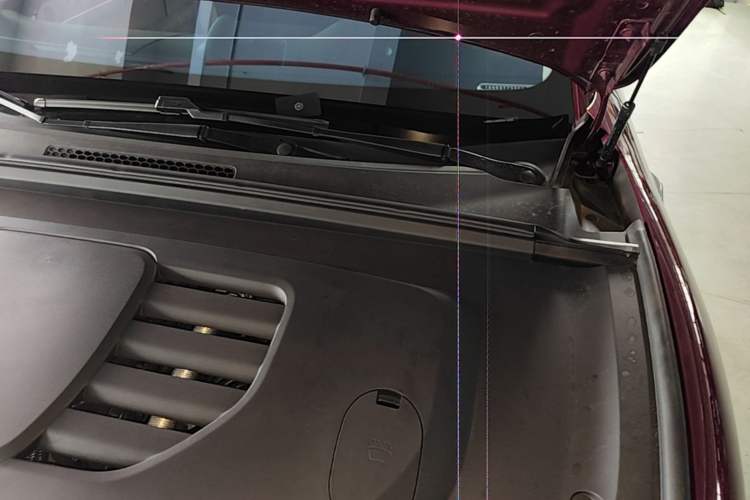 Used Hima Stelato S9 2025 Extended-Range Ultra Engine Bay Left