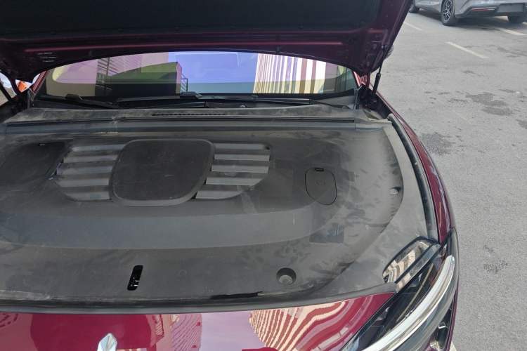 Used Hima Stelato S9 2025 Extended-Range Ultra Engine Bay Left