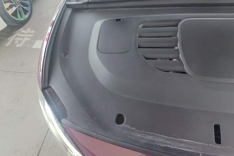 Used Hima Stelato S9 2025 Extended-Range Ultra Engine Bay Right
