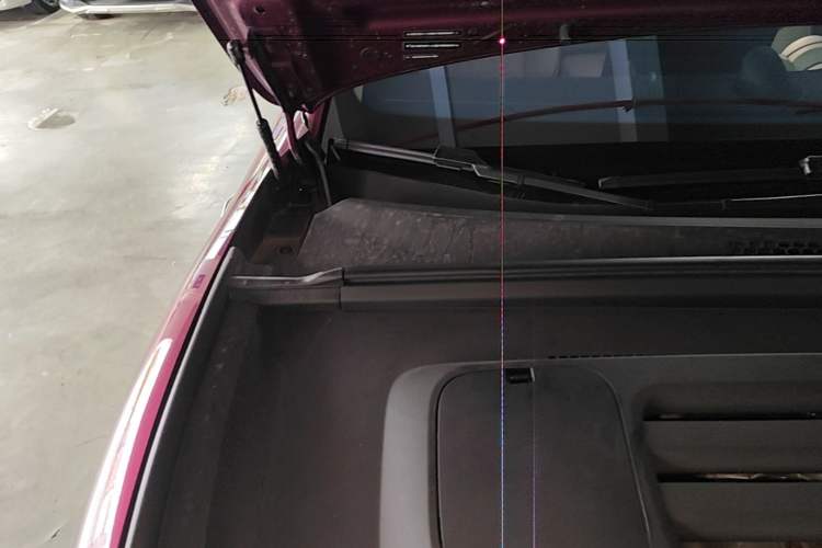 Used Hima Stelato S9 2025 Extended-Range Ultra Engine Bay Right