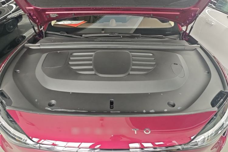 Used Hima Stelato S9 2025 Extended-Range Ultra Engine Bay
