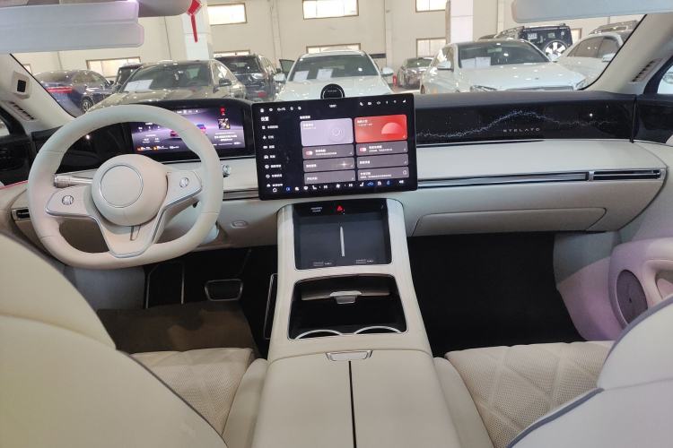 Used Hima Stelato S9 2025 Extended-Range Ultra Interior 2