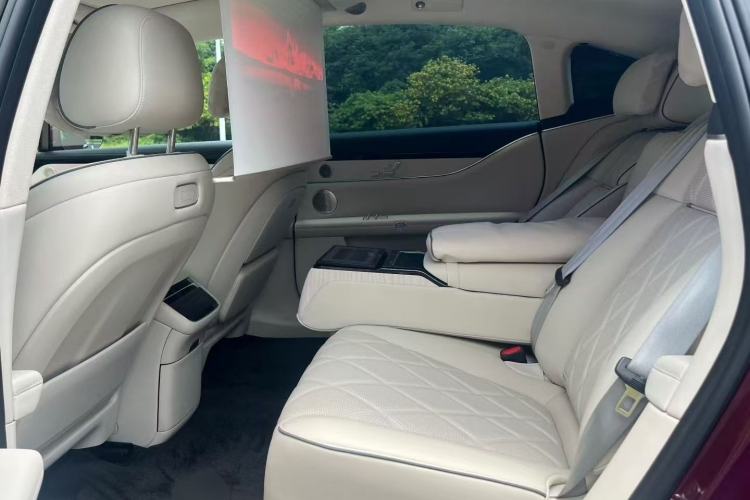 Used Hima Stelato S9 2025 Extended-Range Ultra Interior 3