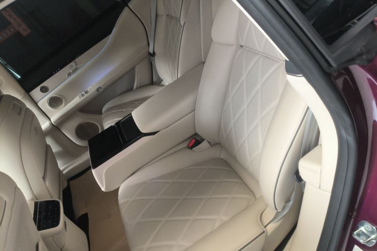 Used Hima Stelato S9 2025 Extended-Range Ultra Interior 4