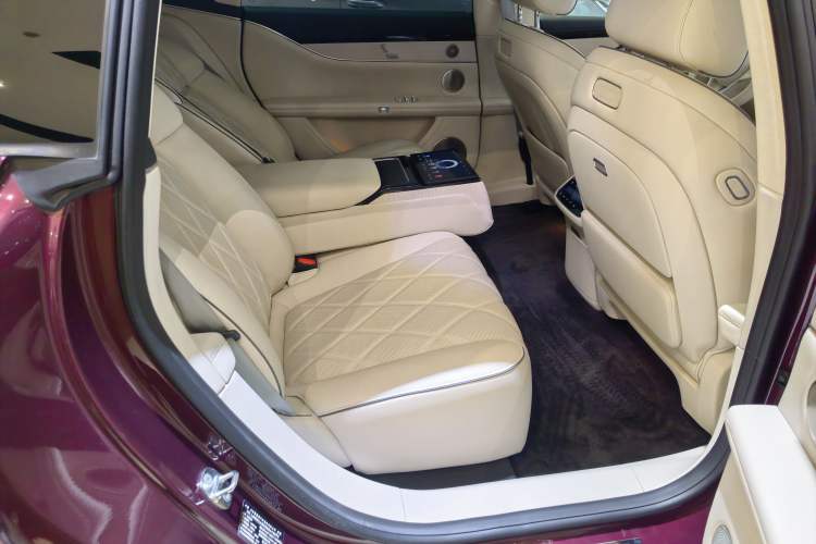 Used Hima Stelato S9 2025 Extended-Range Ultra Interior 5