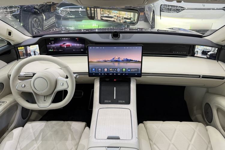 Used Hima Stelato S9 2025 Extended-Range Ultra Interior 9