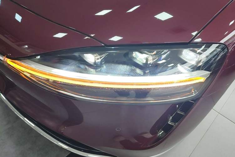 Used Hima Stelato S9 2025 Extended-Range Ultra Left Front Headlight