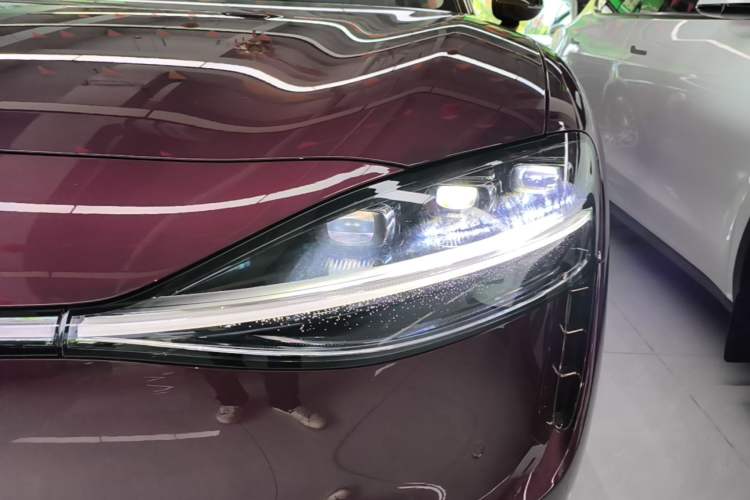 Used Hima Stelato S9 2025 Extended-Range Ultra Left Front Headlight