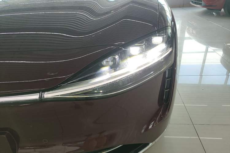 Used Hima Stelato S9 2025 Extended-Range Ultra Left Front Headlight