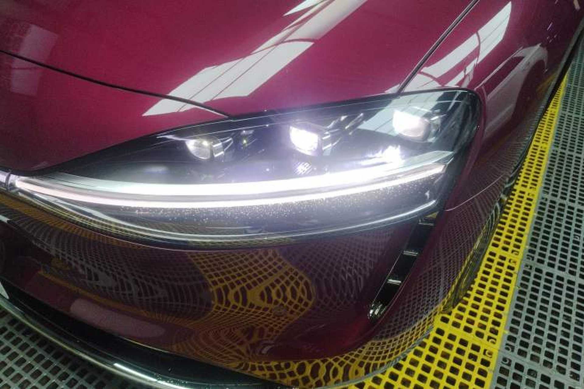 Used Hima Stelato S9 2025 Extended-Range Max Left Front Headlight