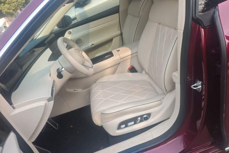 Used Hima Stelato S9 2025 Extended-Range Max+ Left Front Seat