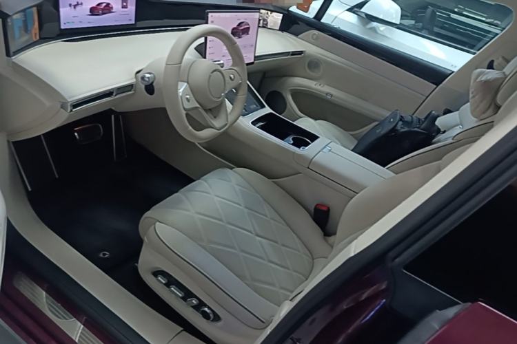 Used Hima Stelato S9 2025 Extended-Range Ultra Left Front Seat