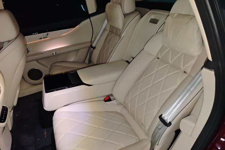 Used Hima Stelato S9 2025 Extended-Range Ultra Left Rear Seat