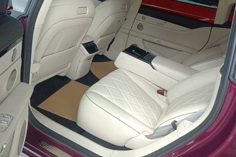 Used Hima Stelato S9 2025 Extended-Range Ultra Left Rear Seat