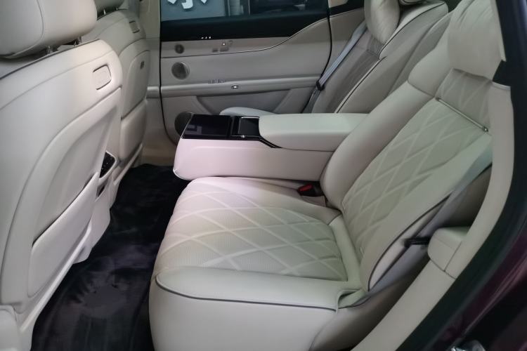 Used Hima Stelato S9 2025 Extended-Range Ultra Left Rear Seat