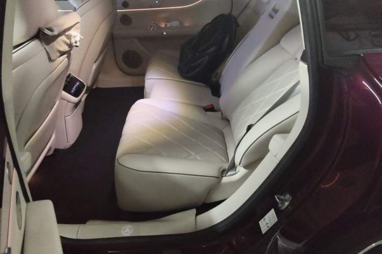 Used Hima Stelato S9 2025 Extended-Range Ultra Left Rear Seat