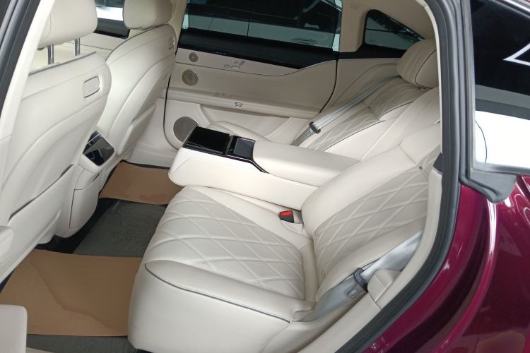 Used Hima Stelato S9 2025 Extended-Range Ultra Left Rear Seat