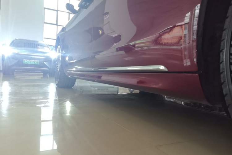 Used Hima Stelato S9 2025 Extended-Range Ultra Left Side Sill
