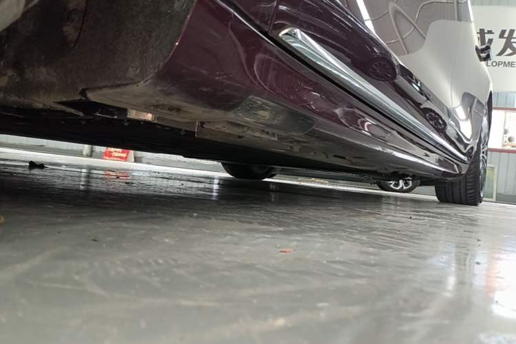 Used Hima Stelato S9 2025 Extended-Range Ultra Left Side Sill
