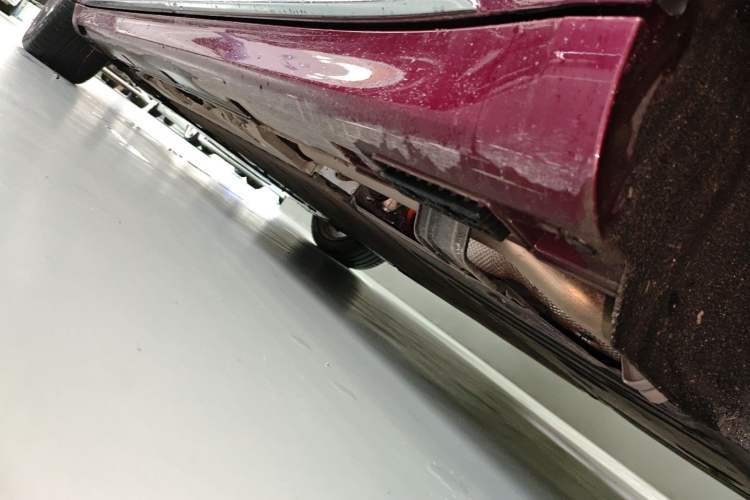 Used Hima Stelato S9 2025 Extended-Range Max Left Side Sill