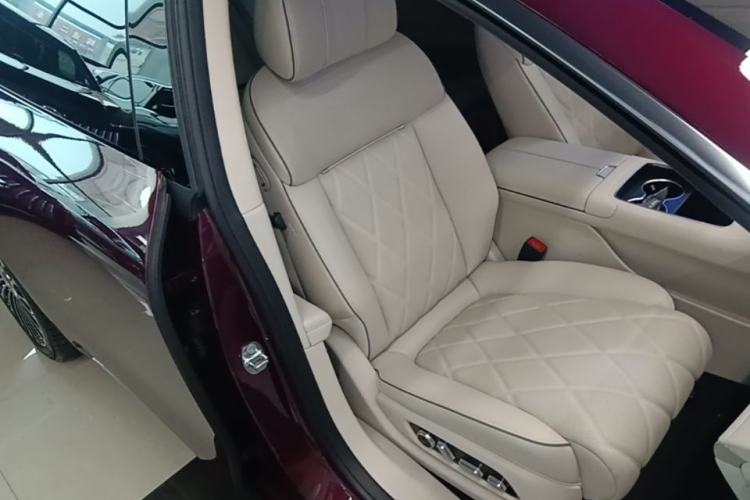 Used Hima Stelato S9 2025 Extended-Range Ultra Right Front Seat