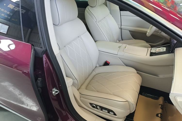 Used Hima Stelato S9 2025 Extended-Range Ultra Right Front Seat