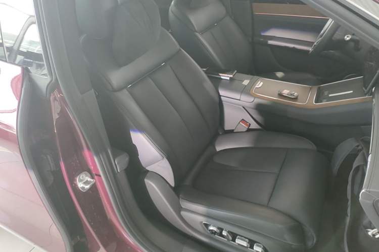 Used Hima Stelato S9 2025 Extended-Range Ultra Right Front Seat