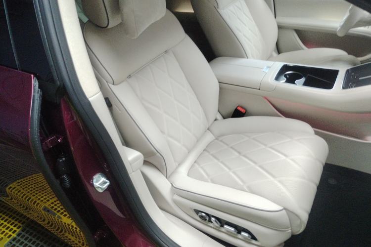 Used Hima Stelato S9 2025 Extended-Range Max Right Front Seat