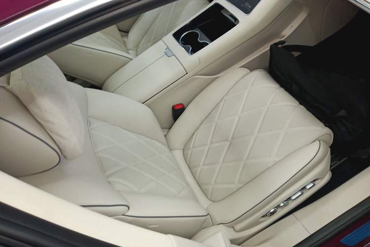 Used Hima Stelato S9 2025 Extended-Range Ultra Right Front Seat