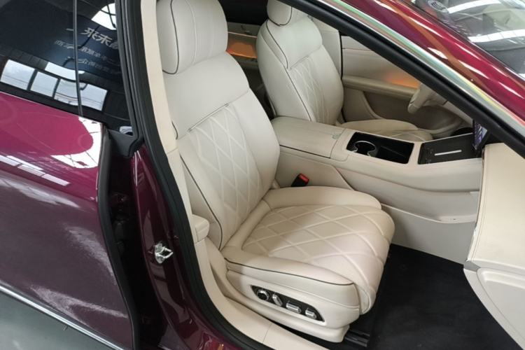 Used Hima Stelato S9 2025 Extended-Range Ultra Right Front Seat