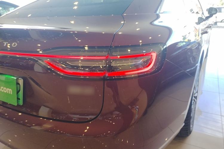 Used Hima Stelato S9 2025 Extended-Range Ultra Right Rear Taillight