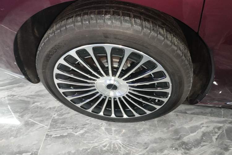Used Hima Stelato S9 2025 Extended-Range Ultra Right Rear Wheel Hub