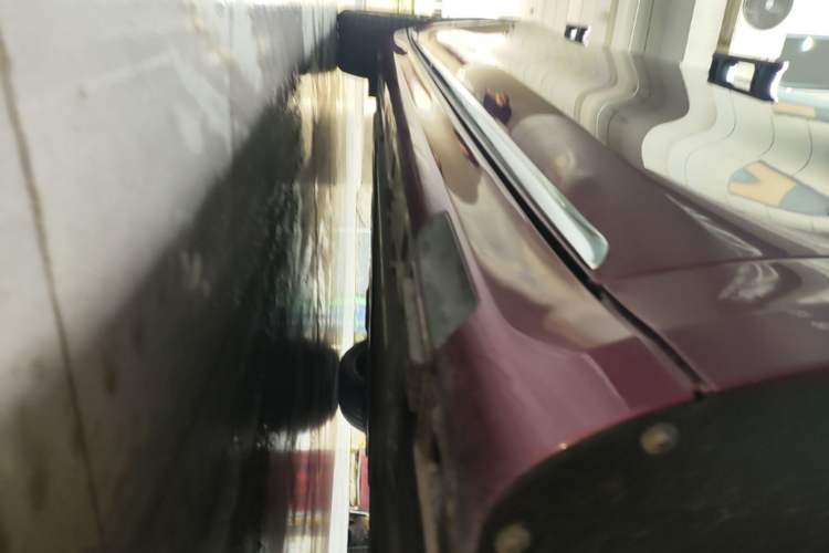 Used Hima Stelato S9 2025 Extended-Range Ultra Right Side Sill