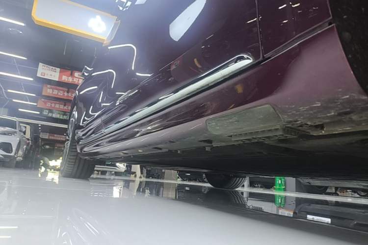 Used Hima Stelato S9 2025 Extended-Range Ultra Right Side Sill