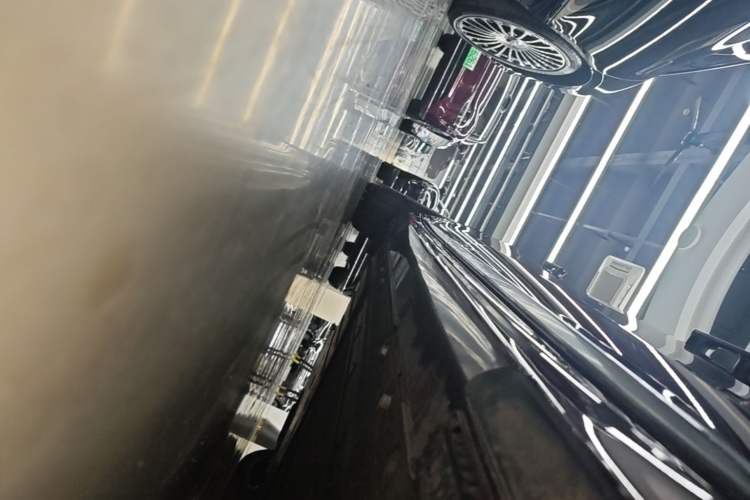 Used Hima Stelato S9 2025 Extended-Range Ultra Right Side Sill