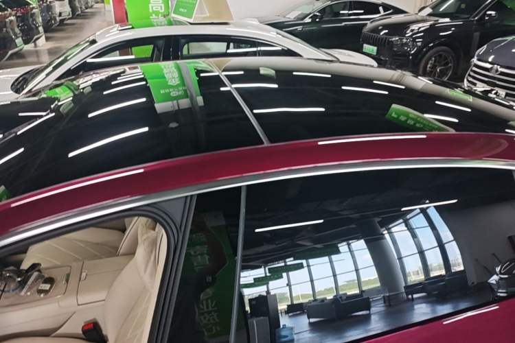 Used Hima Stelato S9 2025 Extended-Range Ultra Roof