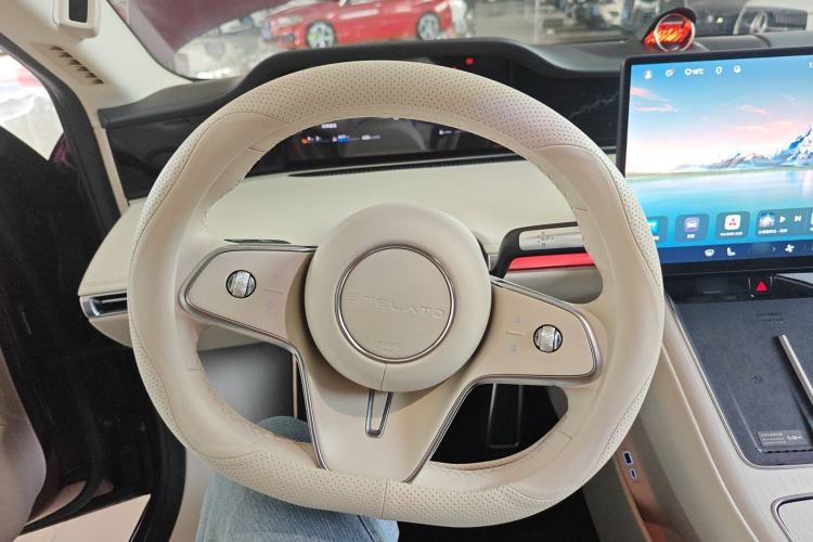 Used Hima Stelato S9 2025 Extended-Range Max Steering Wheel